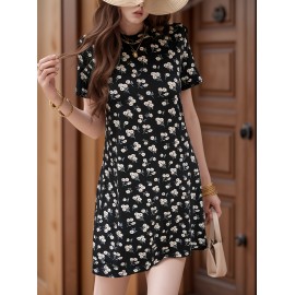 女性の夏のロマンチックな花柄プリントドレス