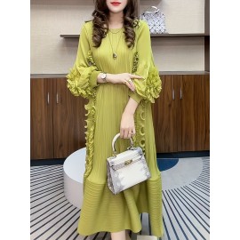 女性向けの三宅一生プレートドレス、ユニークなマテュースタイルと3次元の花のデザイン、ウエストシンキングデザインでスリーミング効果、ドレープフィール、ヨーロッパとアメリカのスタイルで長い。