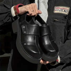 メンズプレミアム厚底ソールローファー - ブラックファクスカバーカジュアルシューズ、調節可能なストラップ、厚底、ポケット、快適なゴムソール、カジュアルアットワイア、多用途ローファー | スタイリッシュなカジュアルシューズ | 耐久性のあるゴムソール