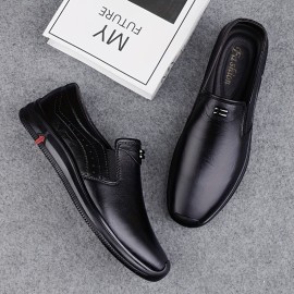 メンズ軽量ビジネスカジュアルシューズ - 快適、クッション、スリップオンデザイン、ラウンドトゥ、フェイクカバー上部、ゴムソール、全日着用、ビジネスカジュアルシューズ | ブックルディテールシューズ | 耐久性ゴムソール