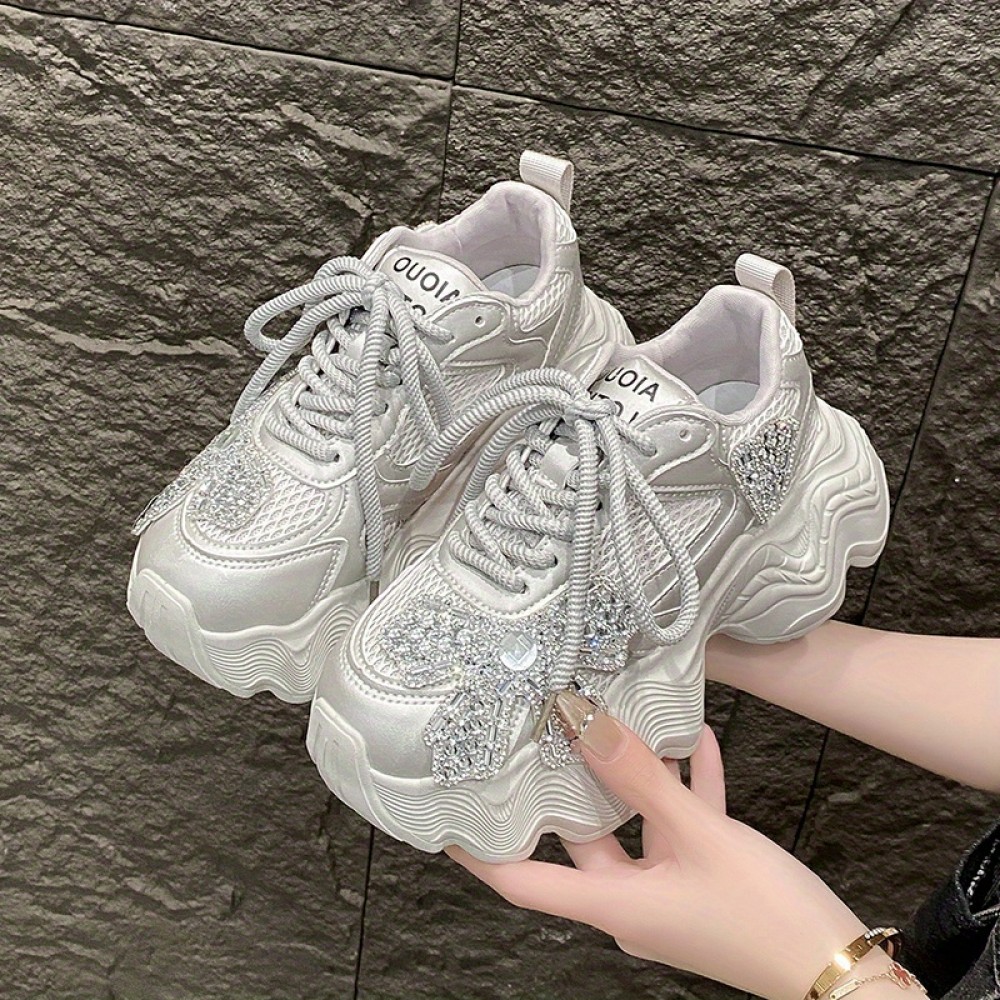 レディース チャンキープラットフォームダッドスニーカー - ホワイト レースアップ ミドルトップ、ラインストーンアクセント付き 合成カバー＆ゴムソール 春のカジュアルウェア用 快適なラウンドトゥシューズ | トレンディなダッドシューズ | 装飾的なラインストーン