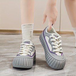 レディース チャンキープラットフォームスニーカー - 通気性のあるロートップ レースアップ カジュアルシューズ、丸いつま先とホワイト＆ブラウン コントラストデザイン、夏用快適な超微細繊維アッパー＆耐久性ゴムソール、ファブリックライニング