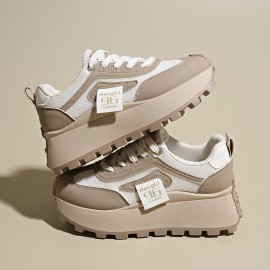 女性用ロートップカジュアルスニーカー、厚手のプラットフォームソールで身長アップ - ブラック＆ホワイト合成カバー＆メッシュアッパー、ラウンドトゥ快適性、EVAインソール＆PVCアウトソール、オールシーズン万能アウトドアシューズ