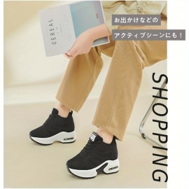 女性用カジュアルスポーツシューズ。カジュアルでスポーティ、歩きやすく、柔らかく足にフィットし、通気性があり汗をかかず、臭いや不快感とはおさらばです。人間工学に基づいたソールデザインが適度なサポート力を提供し、歩くことや走ることが楽になり、長時間立っていても足が疲れません。歩行時の圧力を軽減し、長距離を楽に快適に歩くことができます。優れた弾力性と耐摩耗性を備え、地面からの衝撃を効果的に緩和し、グリップ力が強く、より安定して歩くことができます。