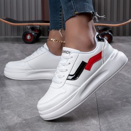 女性用のプラットフォームスケートシューズ、おしゃれなソフトソールのロートップスポーツシューズ、オールマッチのアウトドアスニーカー