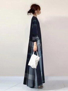 春秋新作女性用ラウンドネックボタンパッチワーク長カジュアルドレス、ファッショナブル、カジュアルでエレガント、日常着用に最適